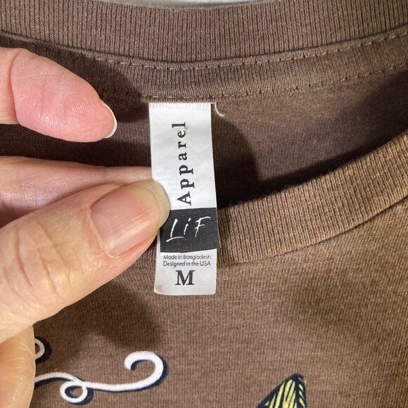 Womens LIF Apparel Tee‎ Shirt Isaiah 9:6 And He Will Be Called Wonderful M Brown - Picture 7 of 8